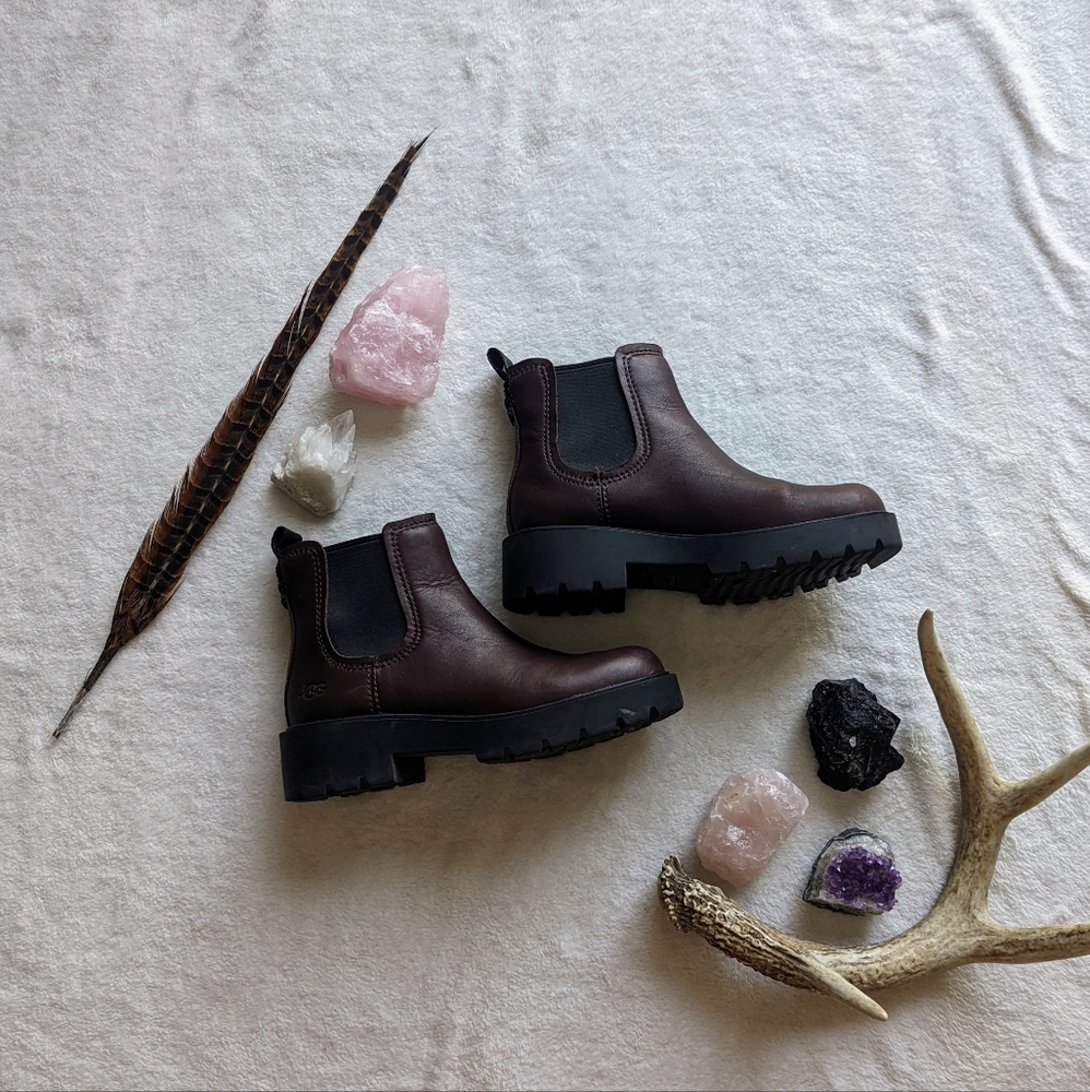 Ugg Chelsea Boots